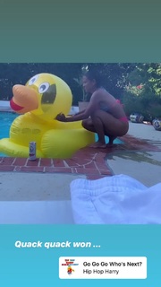 Rocsi Diaz feet photo thumbnail