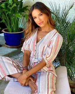 Rocsi Diaz feet photo thumbnail