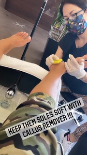 Rocsi Diaz feet photo thumbnail