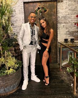 Rocsi Diaz feet photo thumbnail