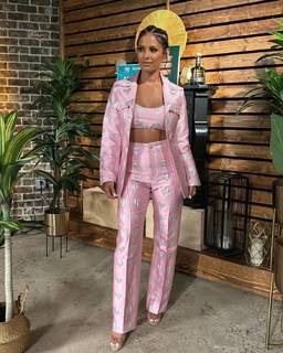 Rocsi Diaz feet photo thumbnail