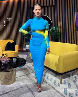 Rocsi Diaz feet photo thumbnail