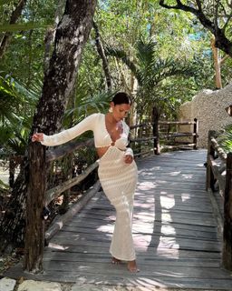 Rocsi Diaz feet photo thumbnail
