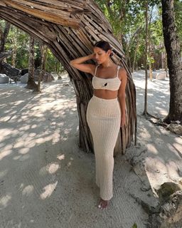 Rocsi Diaz feet photo thumbnail