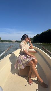 Rocsi Diaz feet photo thumbnail