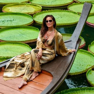 Rocsi Diaz feet photo thumbnail