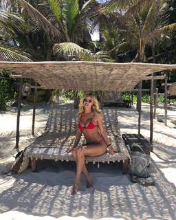 Rocío Guirao Díaz feet photo thumbnail