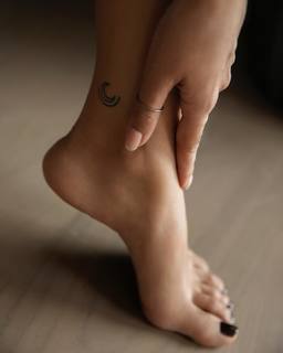 Rocío Muñoz feet photo 14