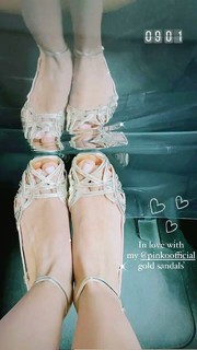 Rocío Muñoz feet photo 7