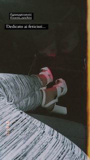 Rocío Muñoz feet photo 20