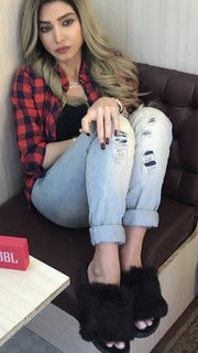 Rogeena feet photo thumbnail