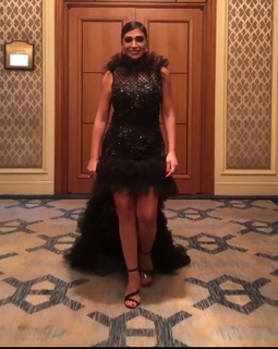 Rogeena feet photo thumbnail