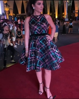 Rogeena feet photo thumbnail