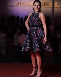 Rogeena feet photo thumbnail