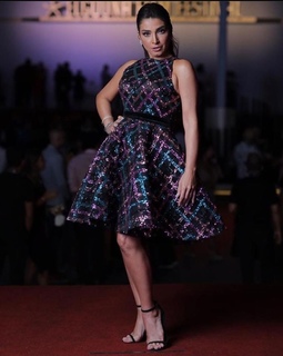 Rogeena feet photo thumbnail