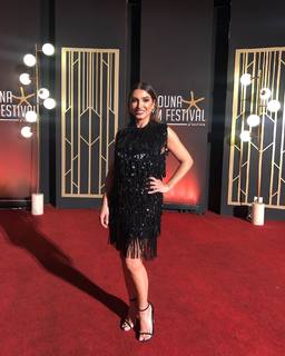 Rogeena feet photo thumbnail