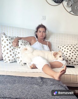 Rogeena feet photo thumbnail