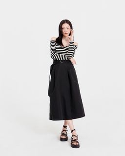 Roh Yoon-seo feet photo 20