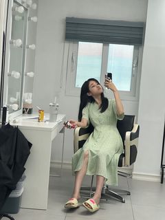 Roh Yoon-seo feet photo 15