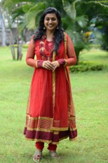 Roja feet photo 3