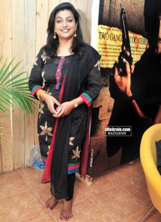 Roja feet photo 2