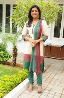 Roja feet photo 1