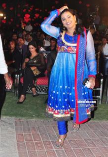 Roja feet photo 10