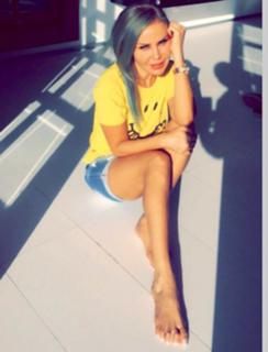 Rola Sa'd feet photo 1