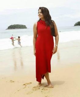 Roma Asrani feet photo 14