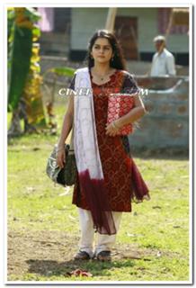 Roma Asrani feet photo 3
