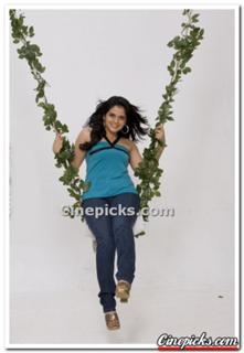 Roma Asrani feet photo 2