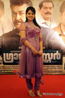 Roma Asrani feet photo 8