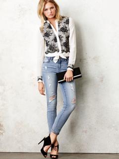 Romee Strijd feet photo thumbnail