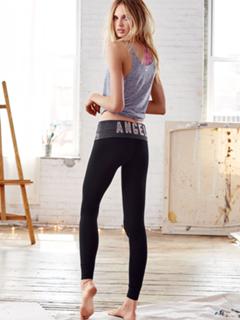 Romee Strijd feet photo thumbnail