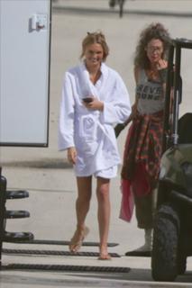 Romee Strijd feet photo thumbnail