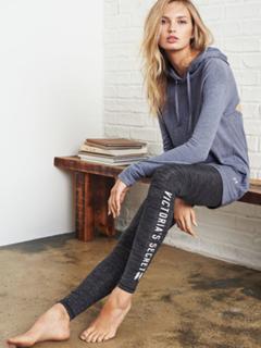 Romee Strijd feet photo thumbnail