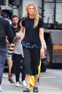 Romee Strijd feet photo thumbnail