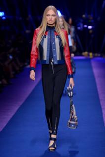 Romee Strijd feet photo thumbnail