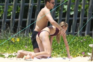 Romee Strijd feet photo thumbnail