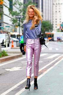 Romee Strijd feet photo thumbnail