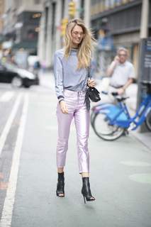 Romee Strijd feet photo thumbnail