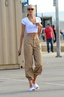 Romee Strijd feet photo thumbnail