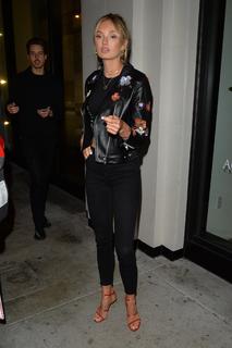 Romee Strijd feet photo thumbnail