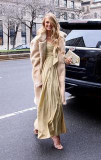 Romee Strijd feet photo thumbnail