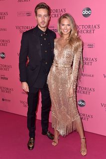 Romee Strijd feet photo thumbnail