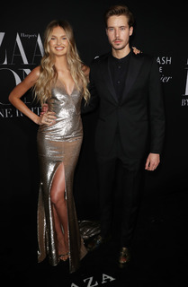 Romee Strijd feet photo thumbnail