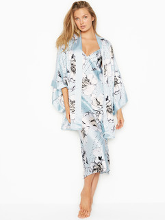 Romee Strijd feet photo thumbnail