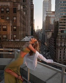 Romee Strijd feet photo thumbnail