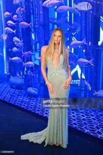 Romee Strijd feet photo 6