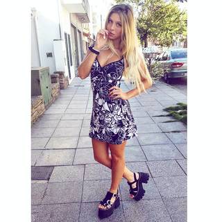 Romina Malaspina feet photo 3